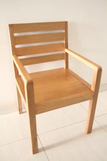 Summertime Chair 350,000 (Nkarati)