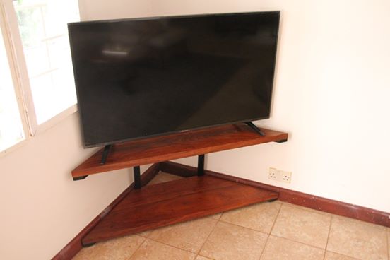 Nook TV Stand 750000